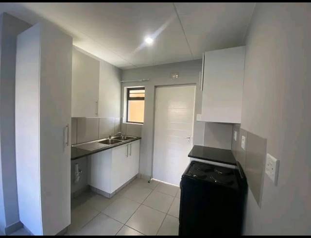 2 BEDROOM APARTMENT FOR SALE IN RIVERSIDE VIEW EXT 35